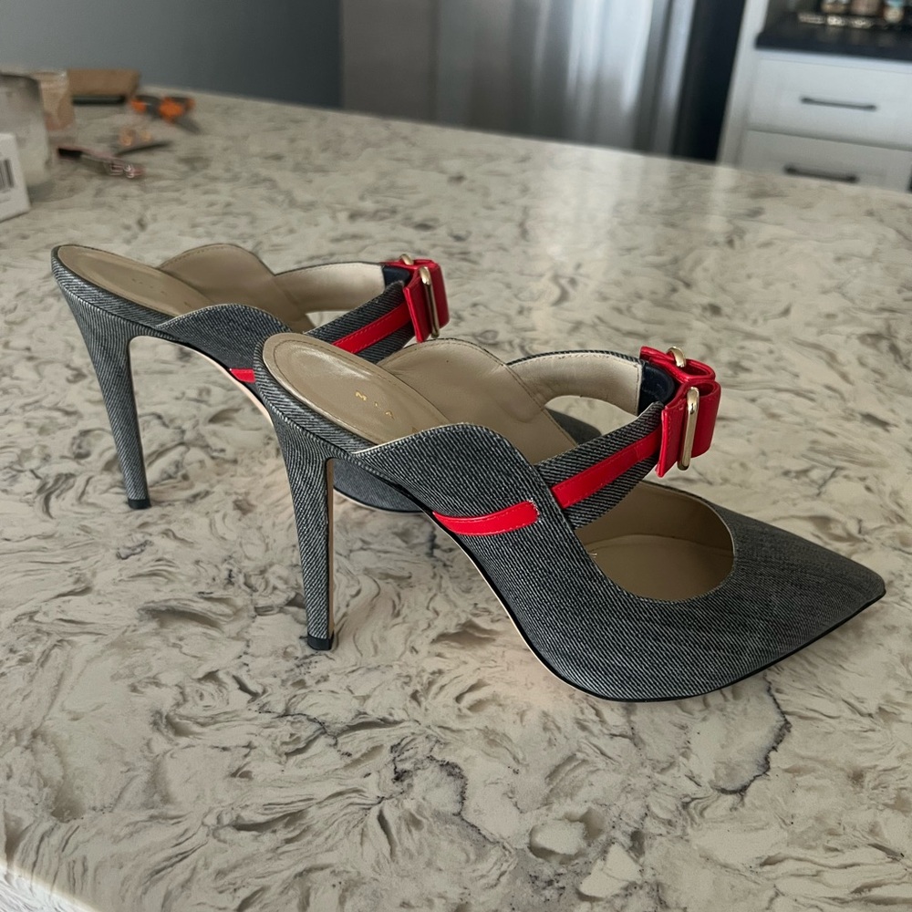 Elegant Red and Gray Marilyn Mule - Picture 4 of 6